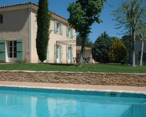 location saisonniere maison piscine